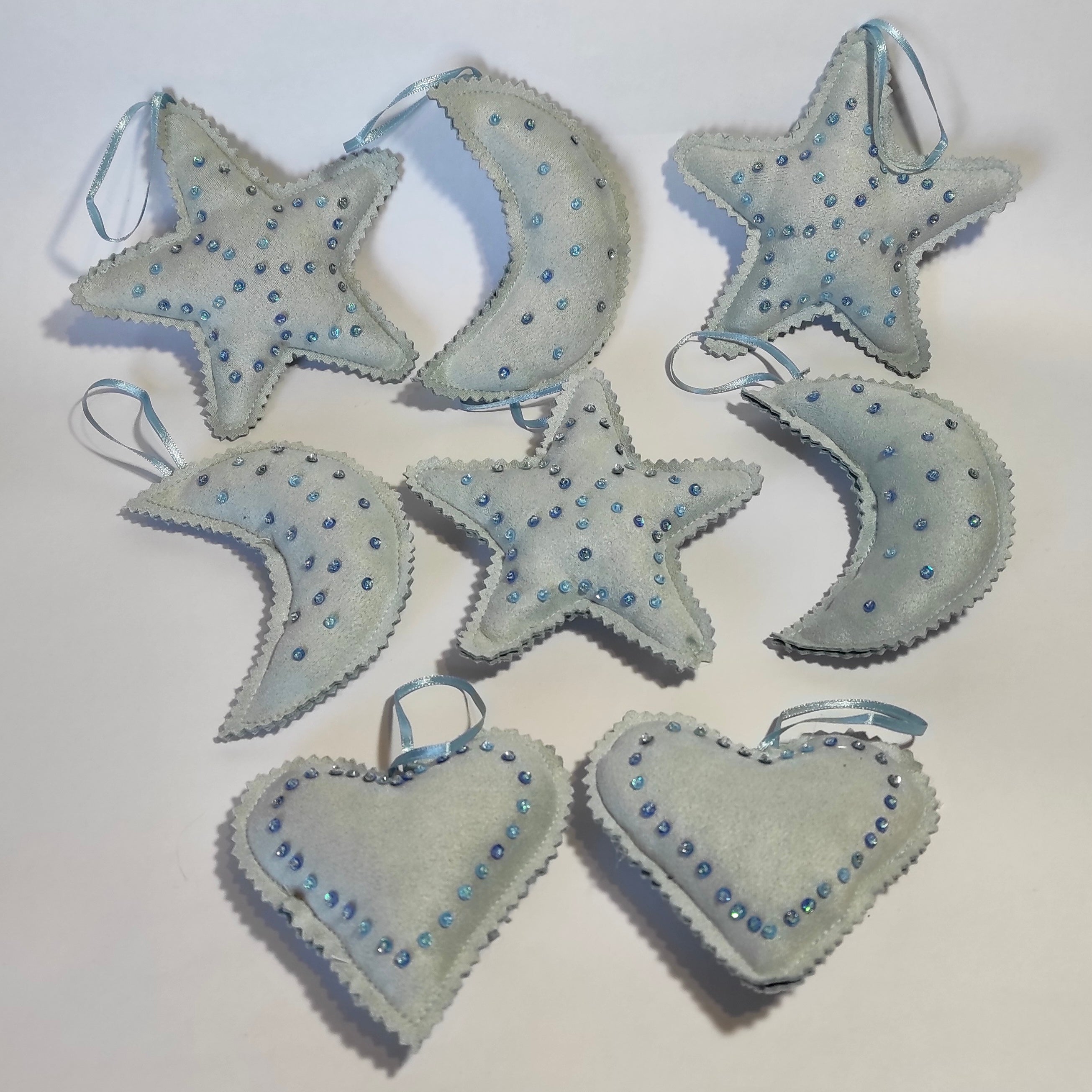 Adorno Navideño gamuzado celeste